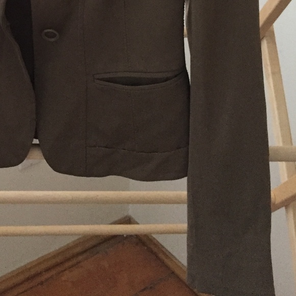 DKNY Short tan blazer - Picture 3 of 3